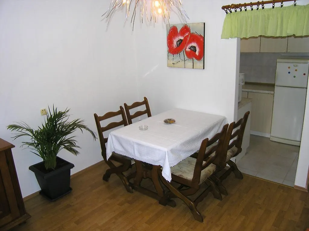 Apartment Julija Veglia 0*,  Croaţia