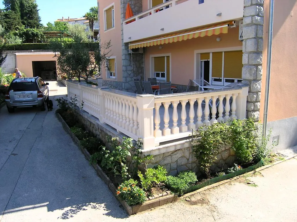 Apartment Julija Krk Town 0*,